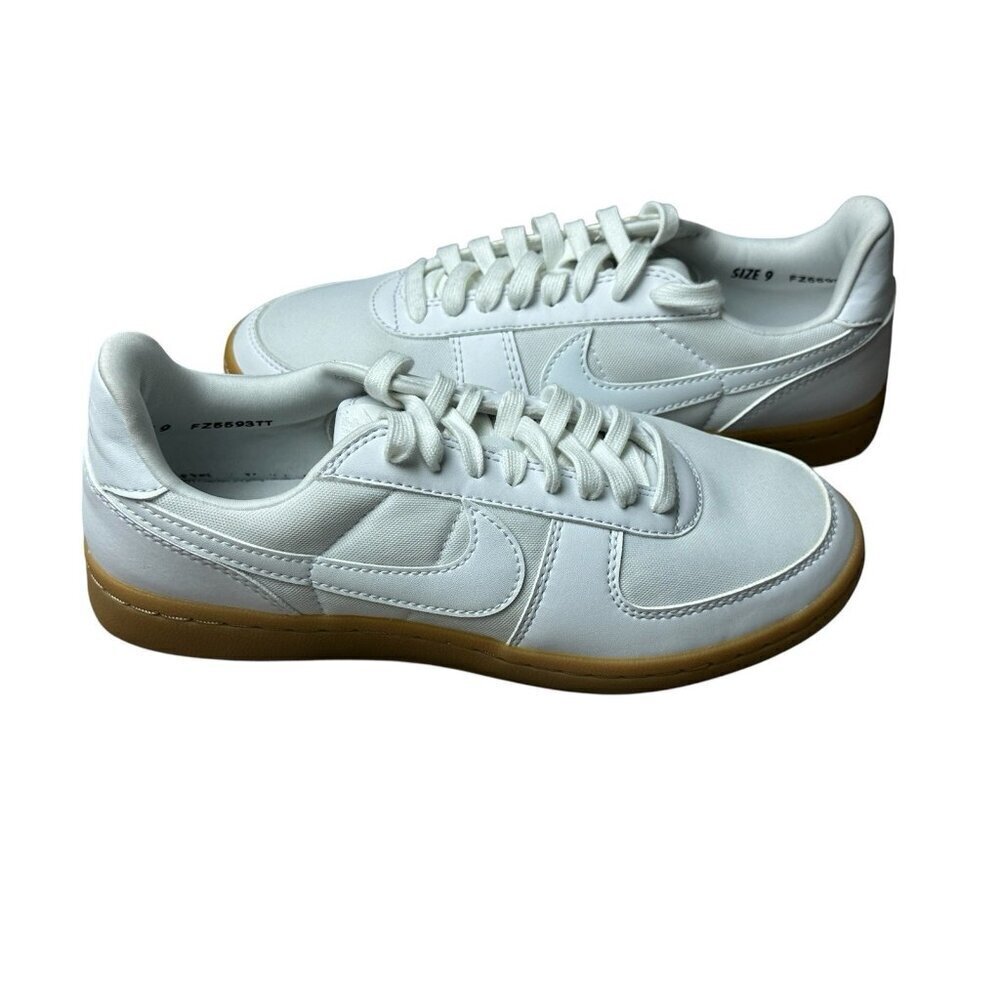 NIKE WOMEN'S FIELD GENERAL "LAUNDRY DAY" CASUAL FZ5593-101 WHITE GUM SZ 9 NWOB